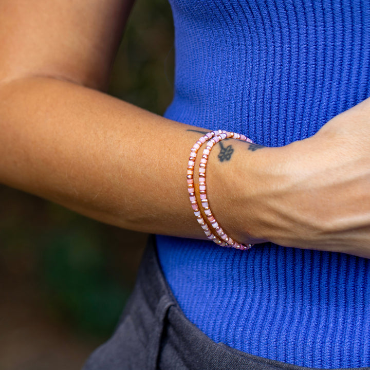Blossom : Freshwater Pearl &amp; Opal Comfort Stretch Necklace