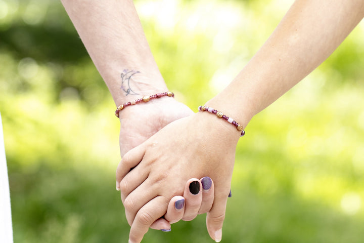 Huxlee : Purple Garnet Bracelet